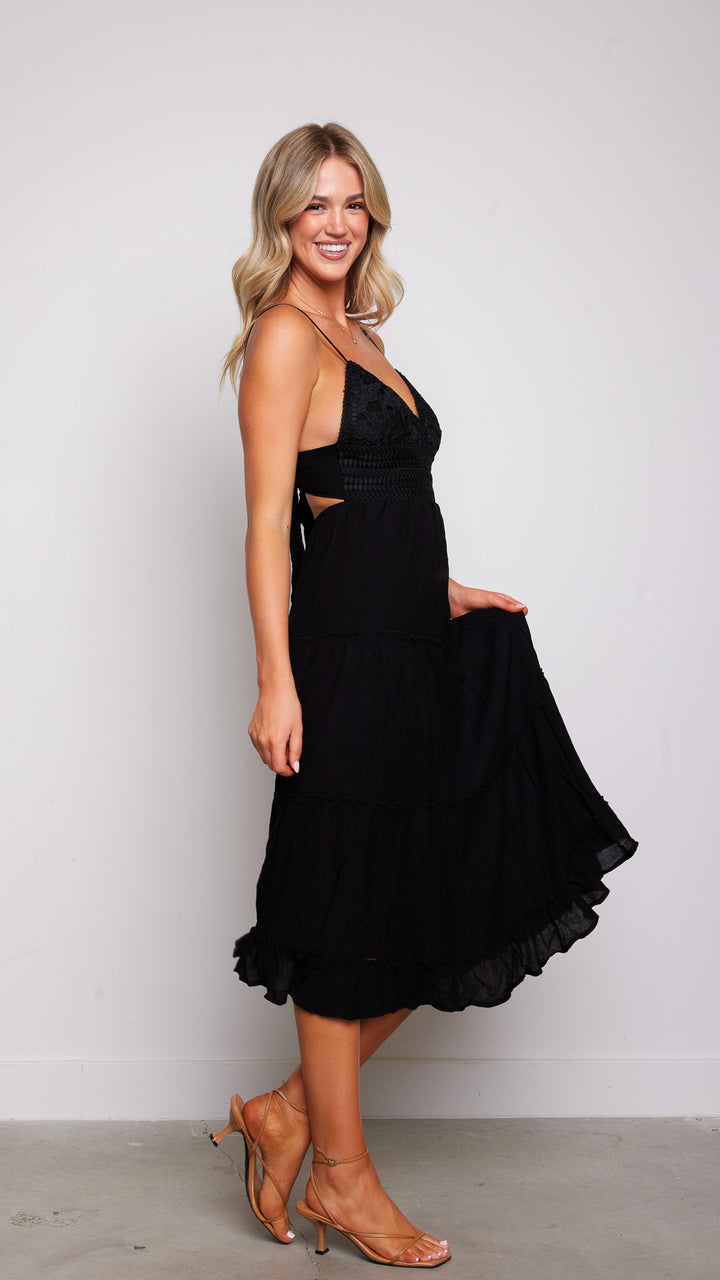 Anley Midi Dress in black
