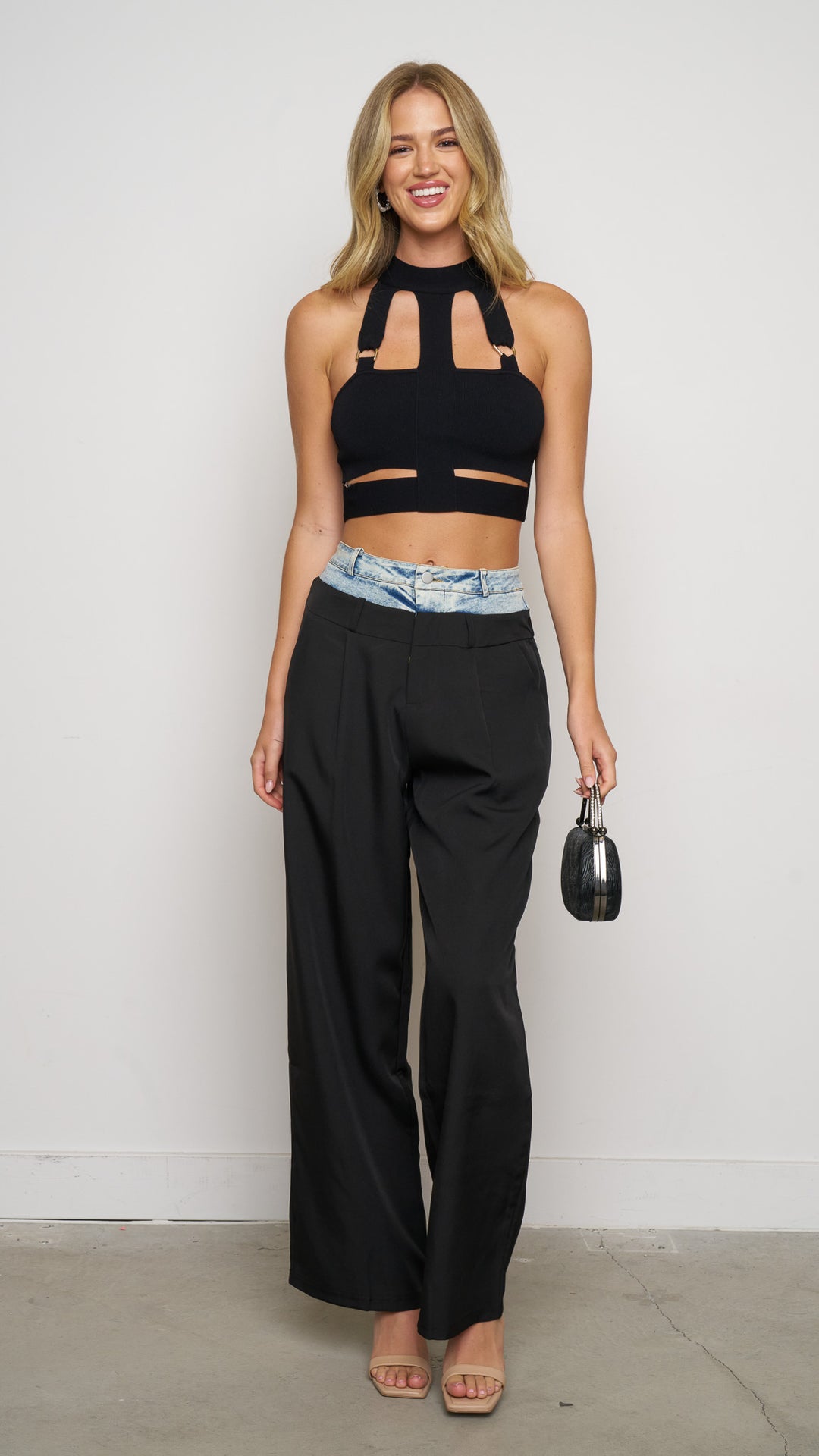 Jenesi Pants in black