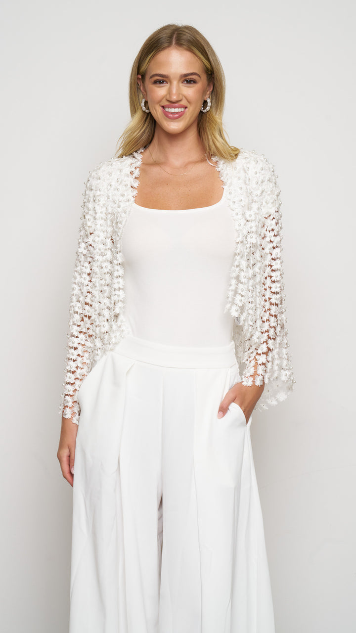 Ithaca Cardigan in white