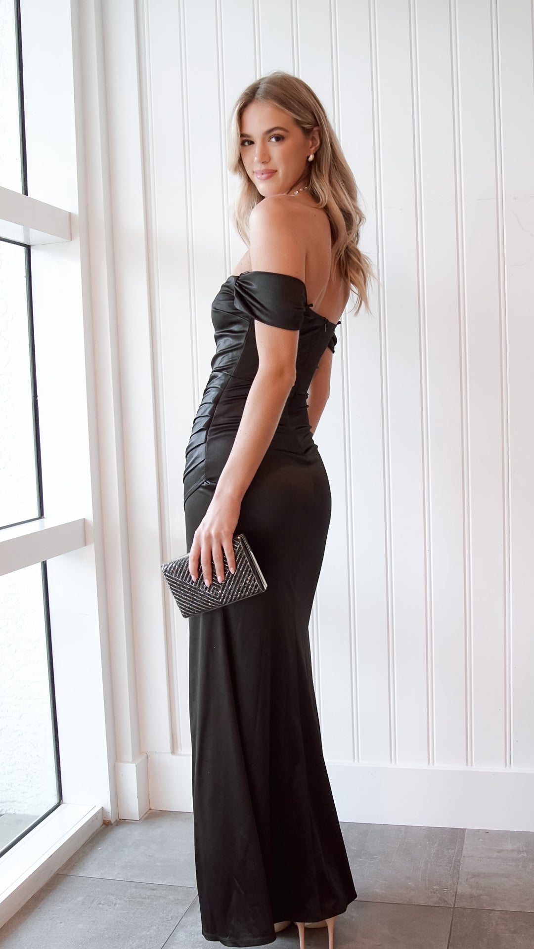 Jesiah Maxi Dress in black