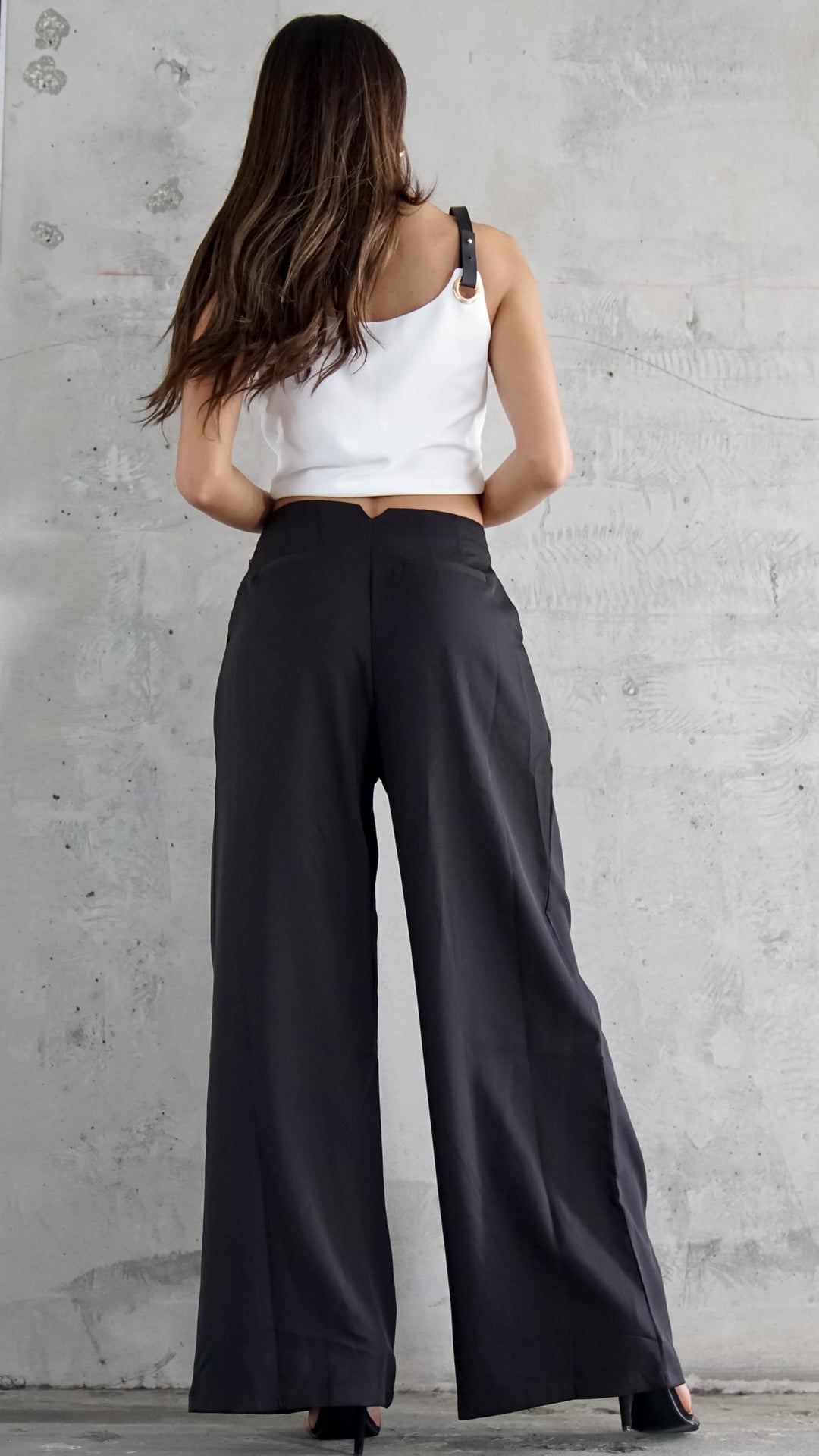 Izara Straight Leg Pants